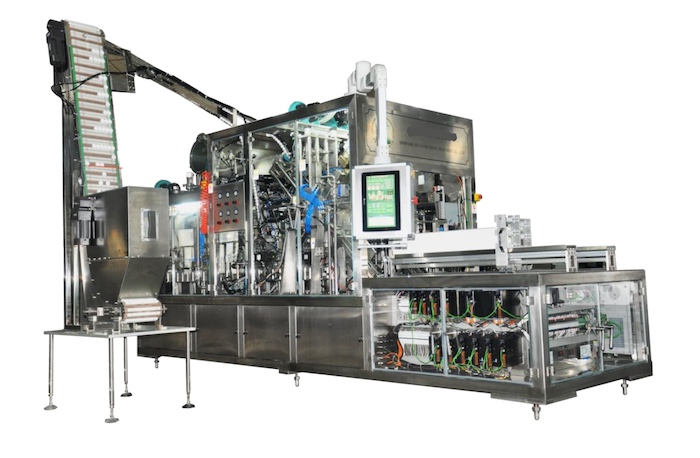 Bebidas, Lácteos y otros en una máquina Gable Top MEC 6000 automática 